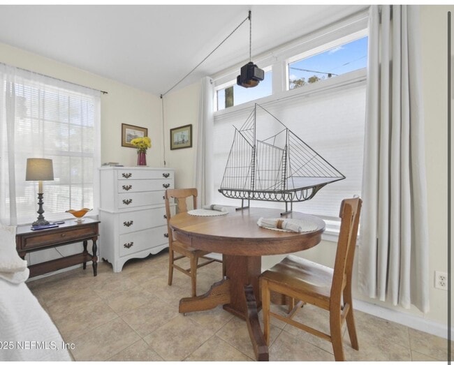 Foto del edificio - 509 Live Oak St