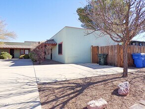 Building Photo - 4171 Calle Barona
