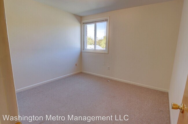 Foto del edificio - 2210 Kent Village Dr