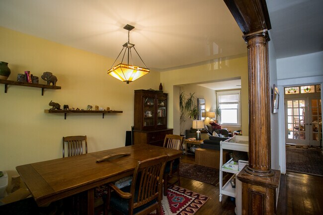 Foto del edificio - 1344 Shepherd St NW