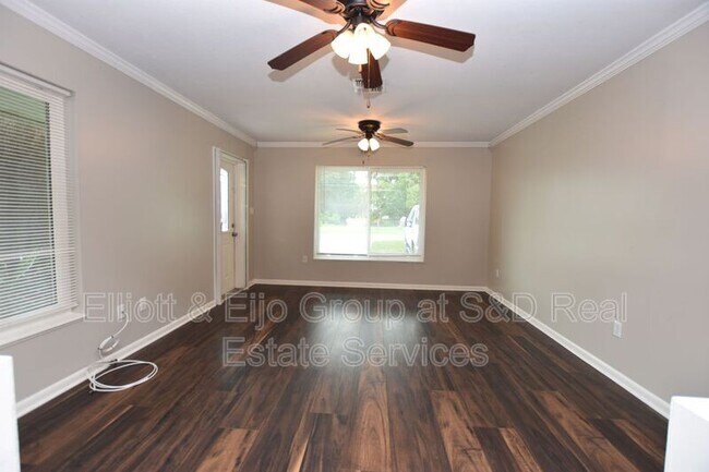 Foto del edificio - 932 E Valencia St