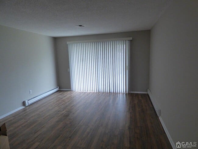 Building Photo - 117 Ironwood Plaza
