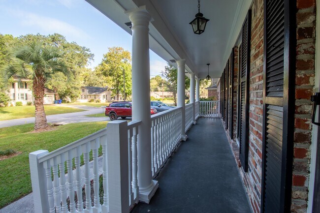 Foto del edificio - 2320 Wofford Rd