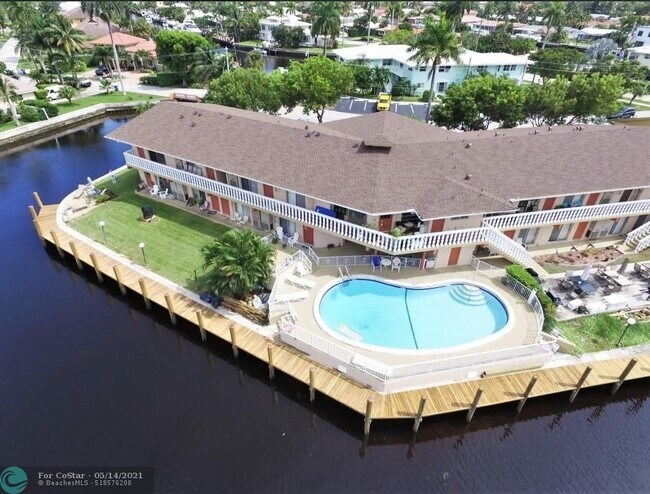 Foto del edificio - 811 SE 22nd Ave