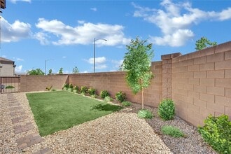 Building Photo - 7805 Bethel Hts Ln