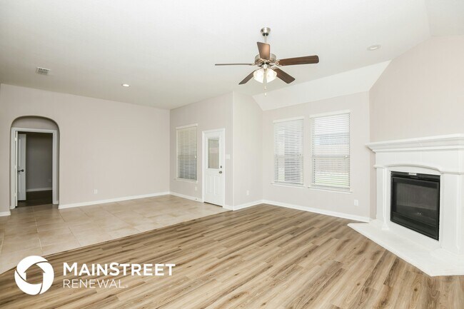 Building Photo - 14800 Angel Trace Dr