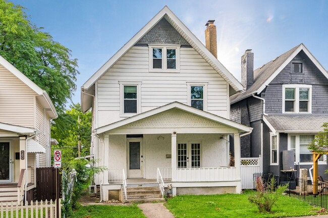 Fall 2023 Ready - 144 E Tompkins St