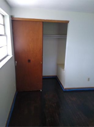 Building Photo - 2349 Linden Ave