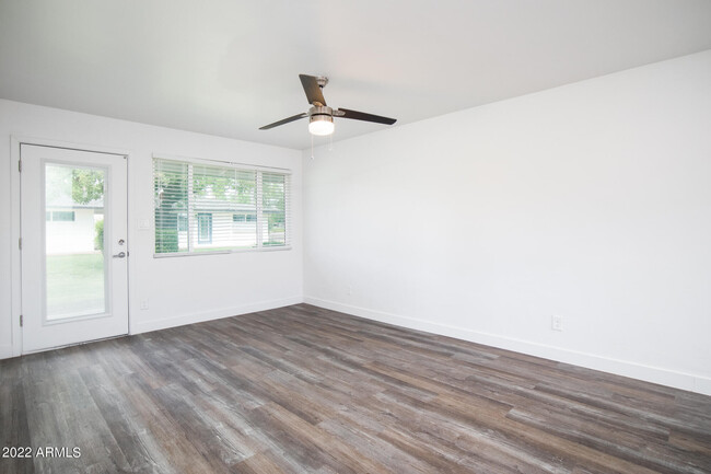 Foto del edificio - 3426 N 38th St