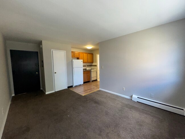 Building Photo - 145 Cowles St