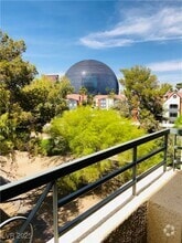 Building Photo - 230 E Flamingo Rd
