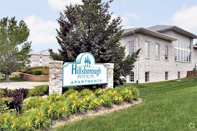 Foto del edificio - Hillsborough Pointe Apartments