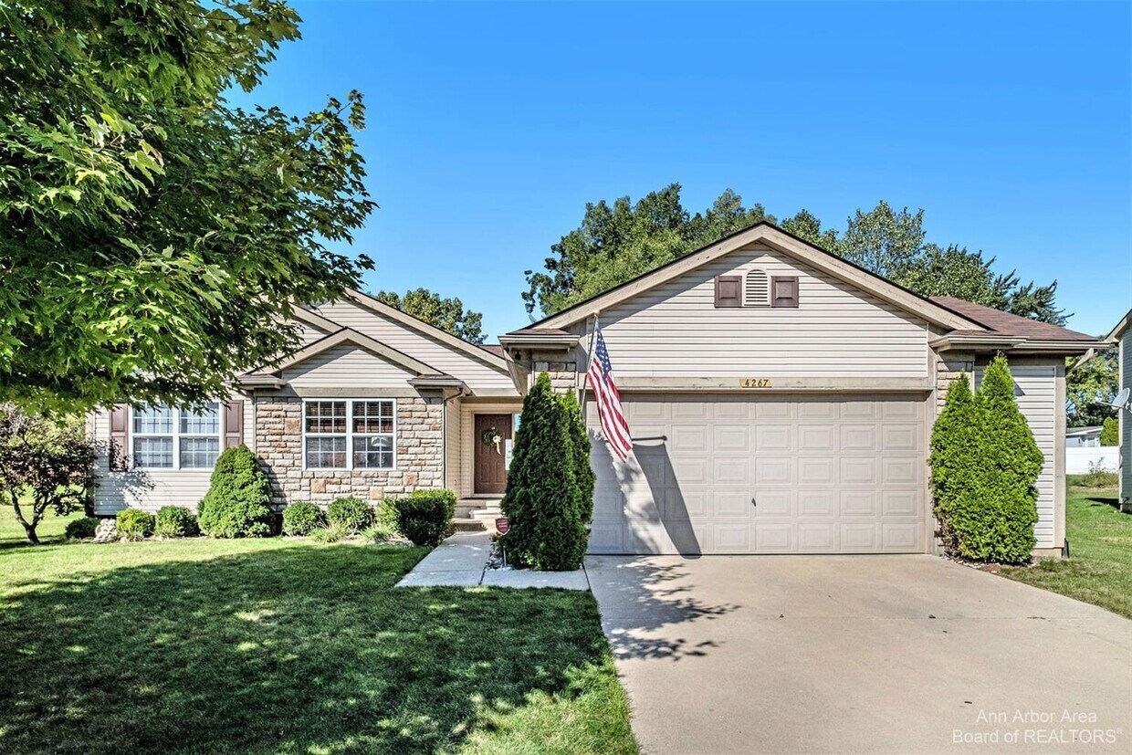 4267 Knollcrest Dr, Ann Arbor, MI 48108 House for Rent in Ann Arbor, MI