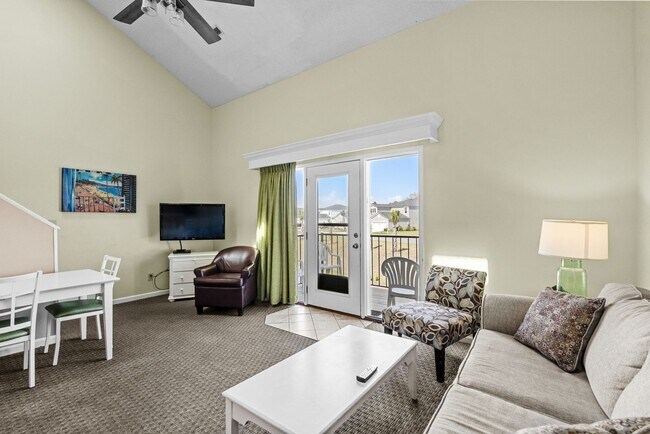 Foto del edificio - All Inclusive Seasonal Rental in Grand Pal...