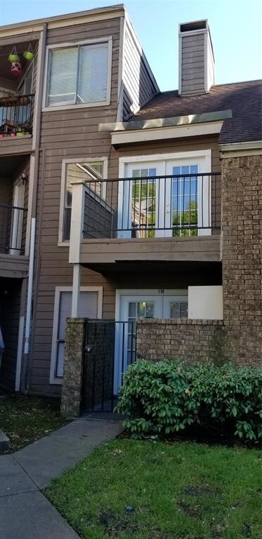Foto del edificio - 9801 Walnut St