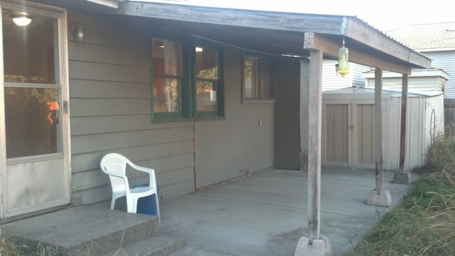 Building Photo - 6018 N Alberta St