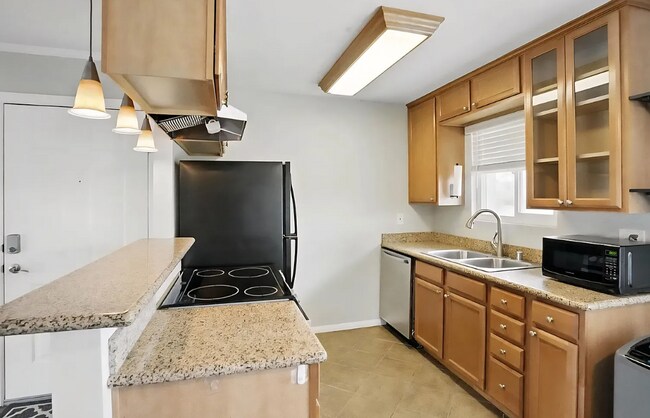 Foto del edificio - 6333 College Grove Way