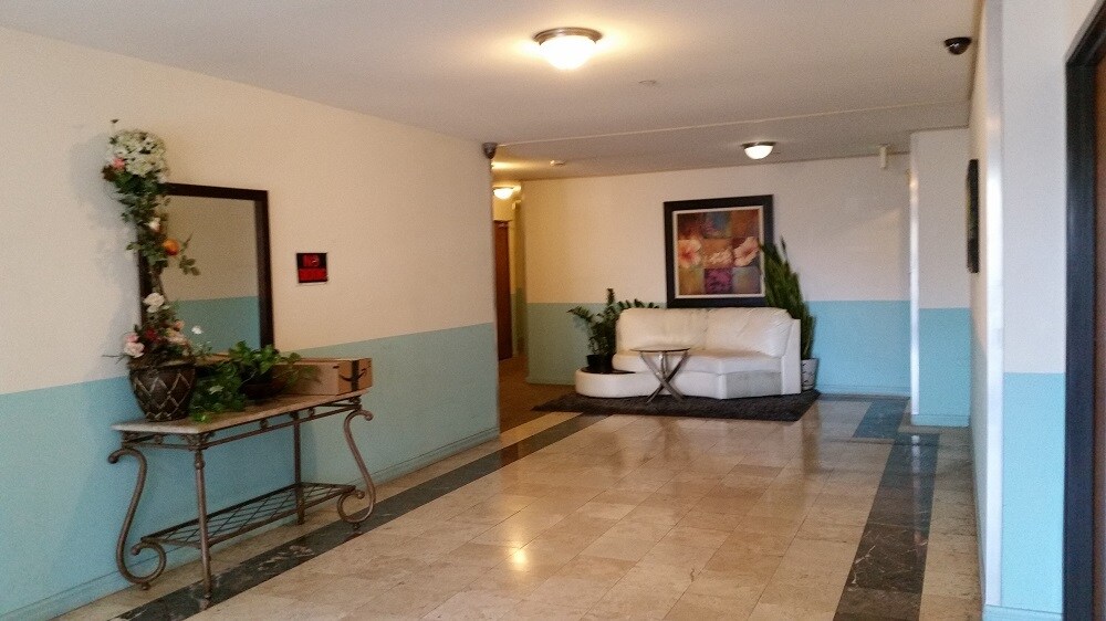 Foto del edificio - 2965 San Marino St