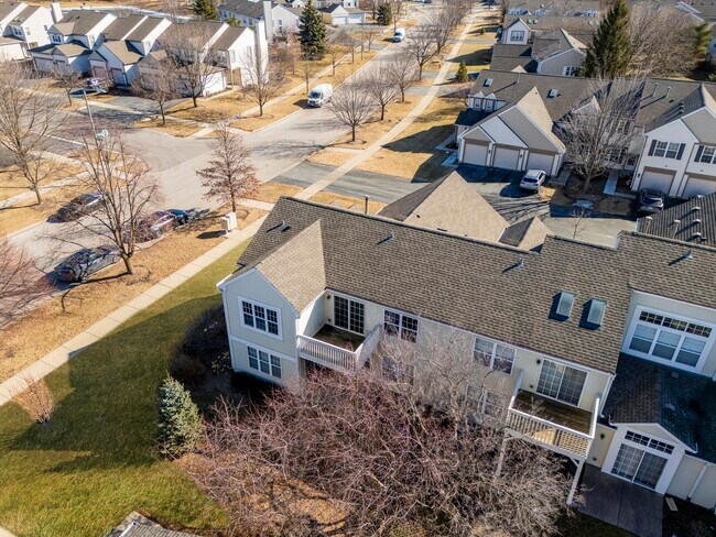 Building Photo - 2503 Sheehan Dr