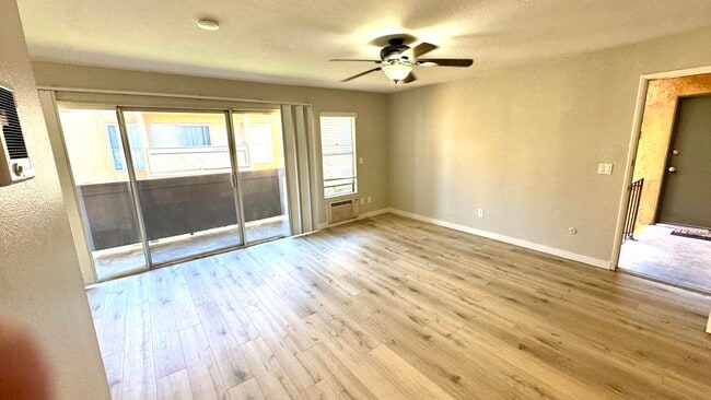 Foto del edificio - 6901 Alvarado Rd