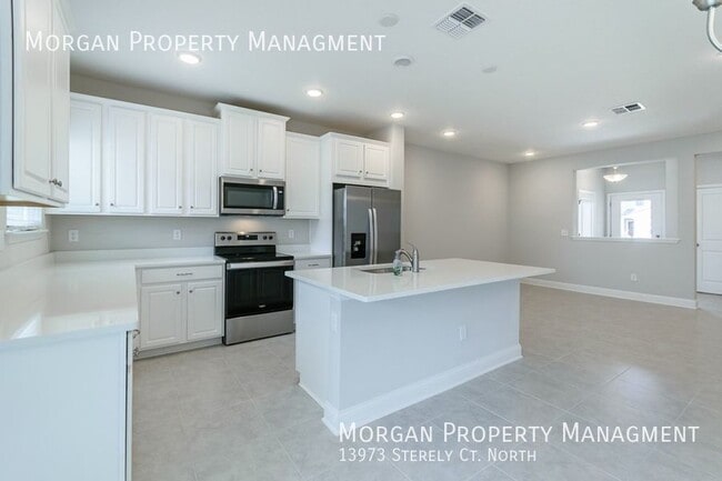 Building Photo - 13973 Sterely Ct N