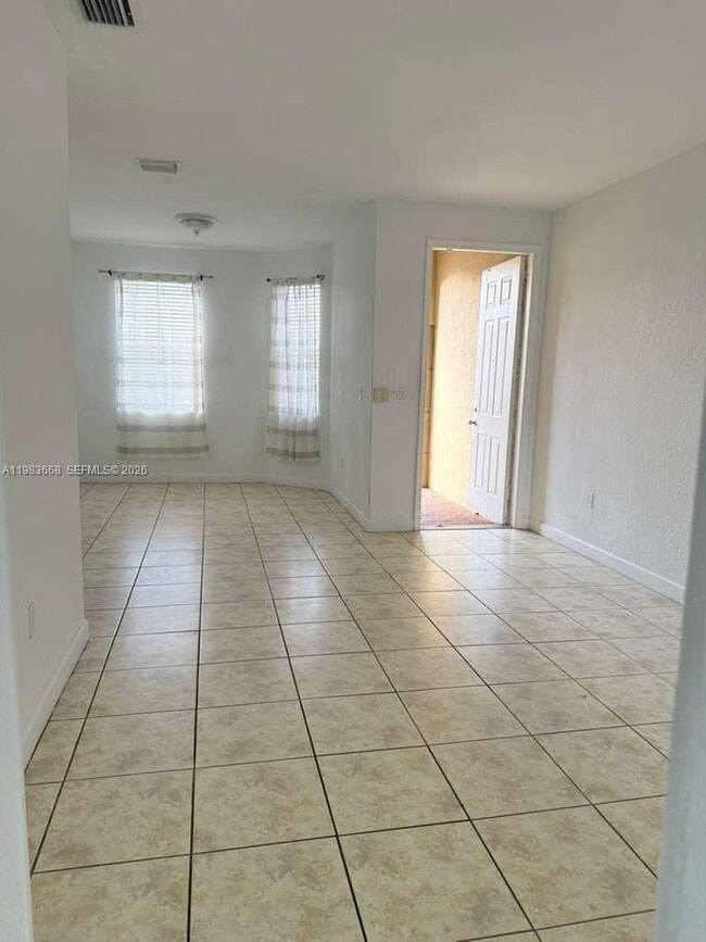 Building Photo - 8683 NW 109th Ct
