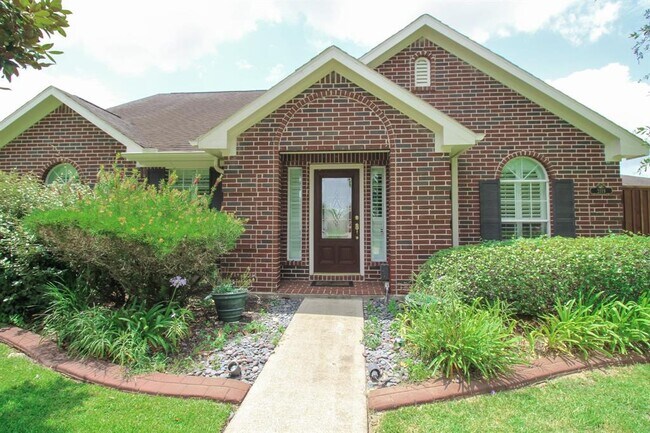 Building Photo - 2119 Meadows Blvd