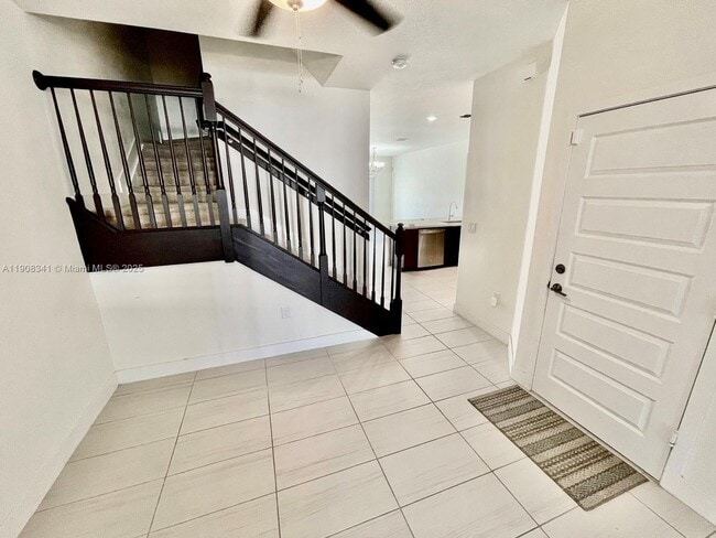 Foto del edificio - 8871 NW 103rd Pl