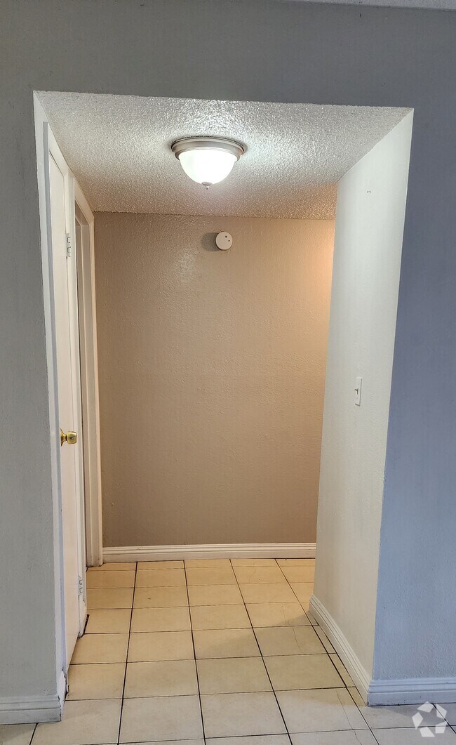 Spring Oaks Apartments for Rent with Washer & Dryer Las Vegas, NV