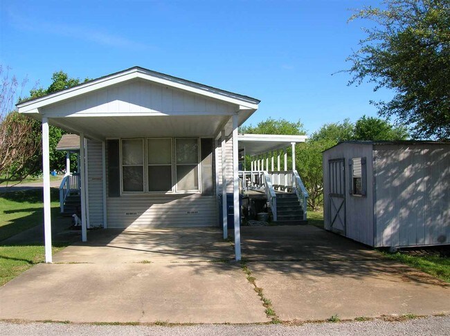 Building Photo - 2501 Stag
