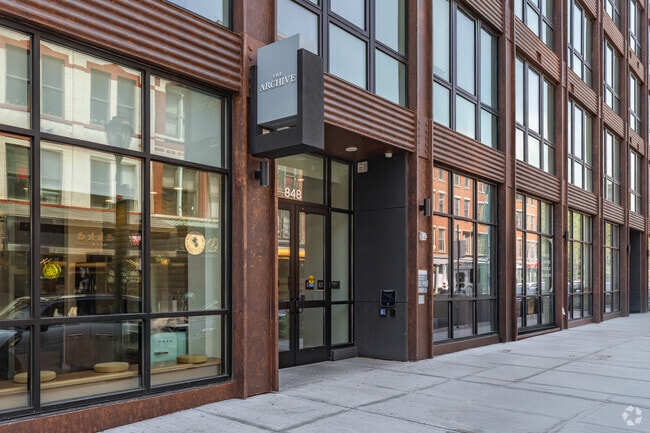 Entrada - The Archive