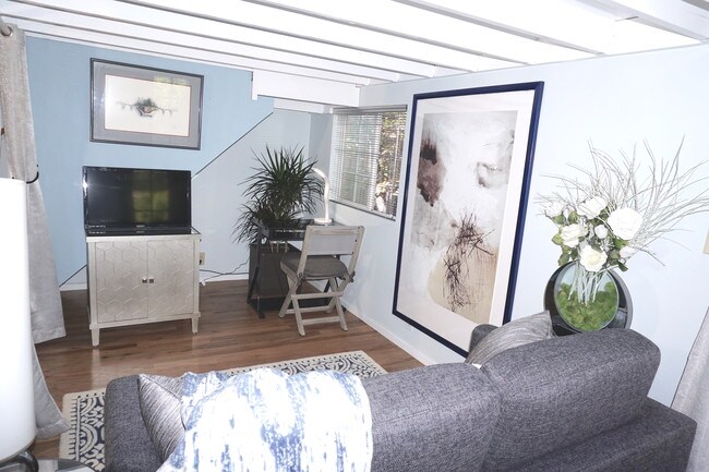 Foto del edificio - 512 Okeefe St