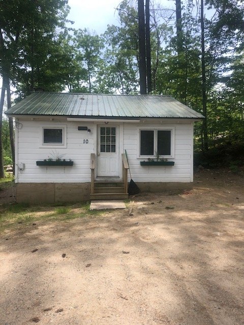 Building Photo - 694 Sebago Rd