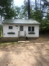Building Photo - 694 Sebago Rd
