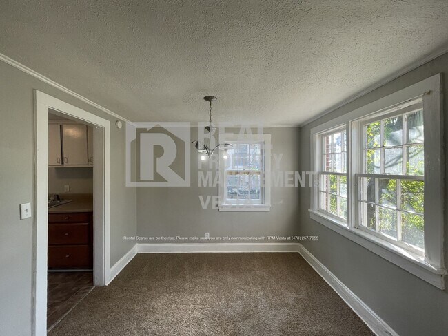 Foto del edificio - 2677 Napier Ave