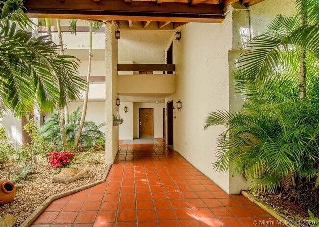 Building Photo - 9030 SW 125th Ave