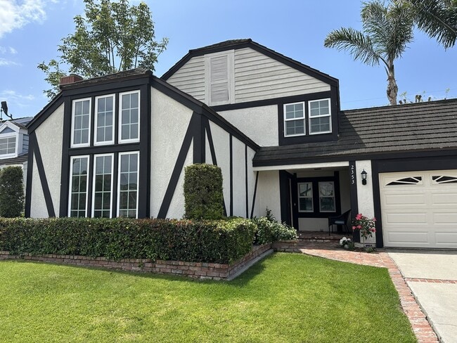 Building Photo - 2353 Littleton Cir