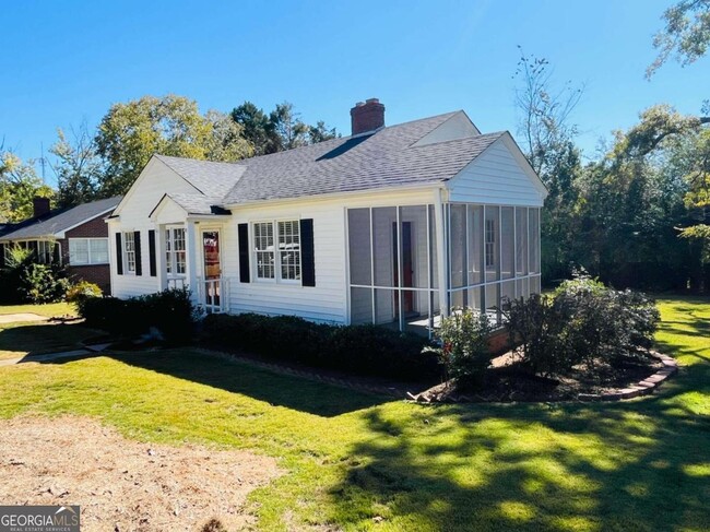 Building Photo - 224 Beechwood Cir