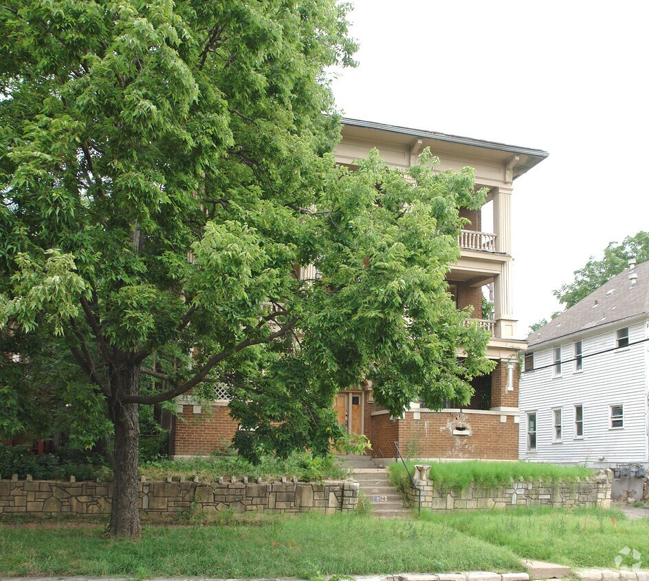 Foto del edificio - 714 SW 7th St
