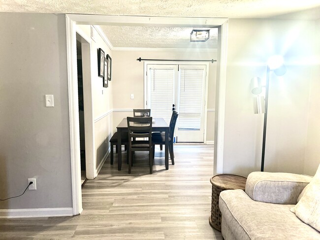 Photo - 5004 Meadow Ln Townhome