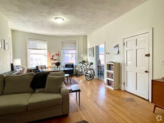 Building Photo - 550 Tremont St