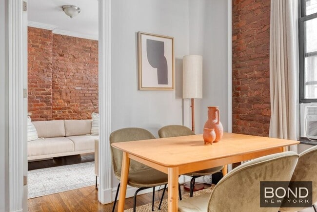Foto del edificio - 416 E 13th St