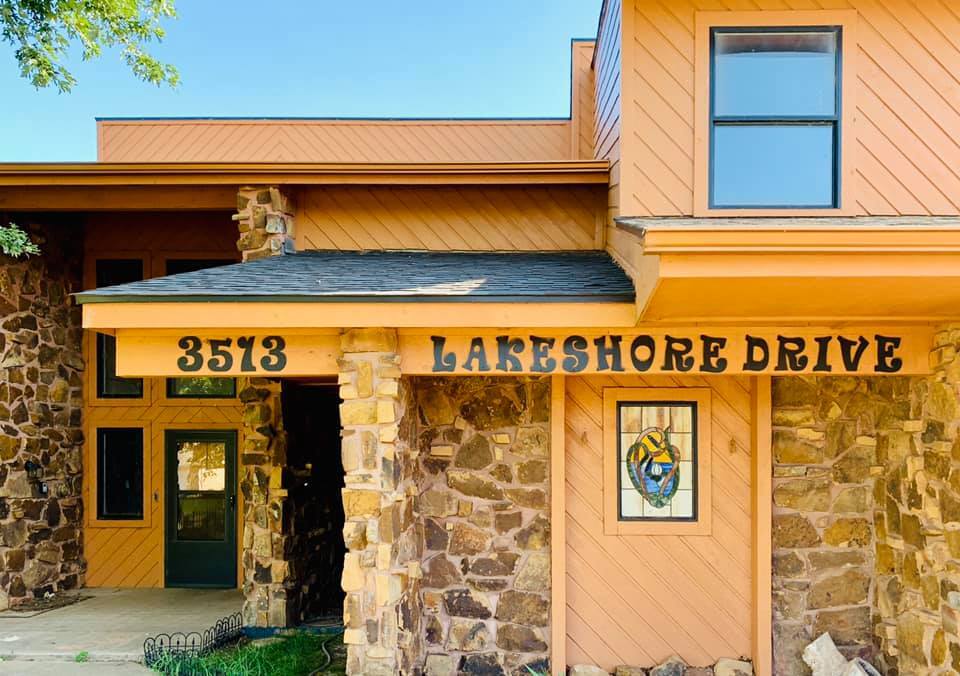 3513 Lakeshore Dr, Enid, OK 73703 House for Rent in Enid, OK