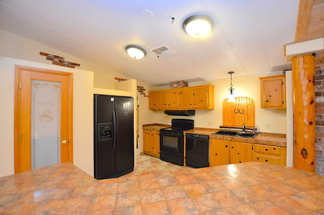 Building Photo - 2325 N Warner Dr