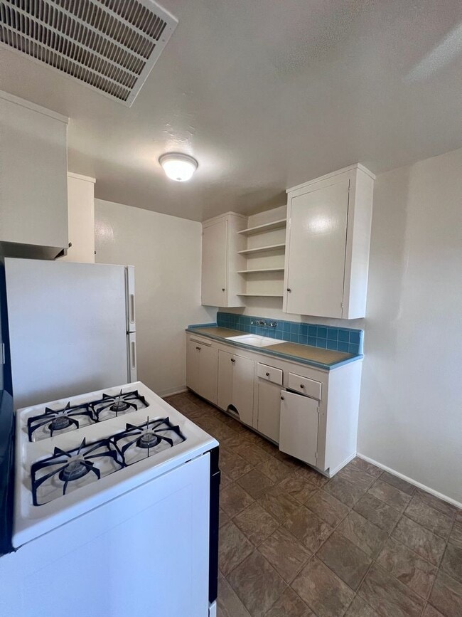Foto del edificio - 5674 Mildred St