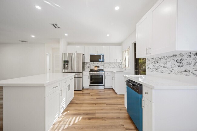 Building Photo - 1512 Fletcher St