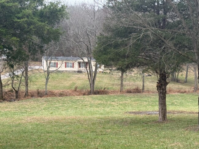 Foto del edificio - 2182 Posey Hill Rd