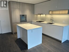 Building Photo - 6300 Minoru Blvd