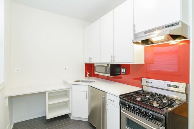 Foto del edificio - 2901 N Clark St