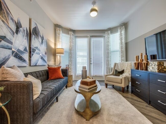 Building Photo - Luxury 1-Bed Home with Designer Finishes!